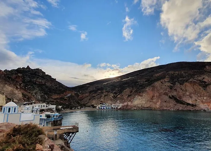 Billy's Boathouse Firopótamos